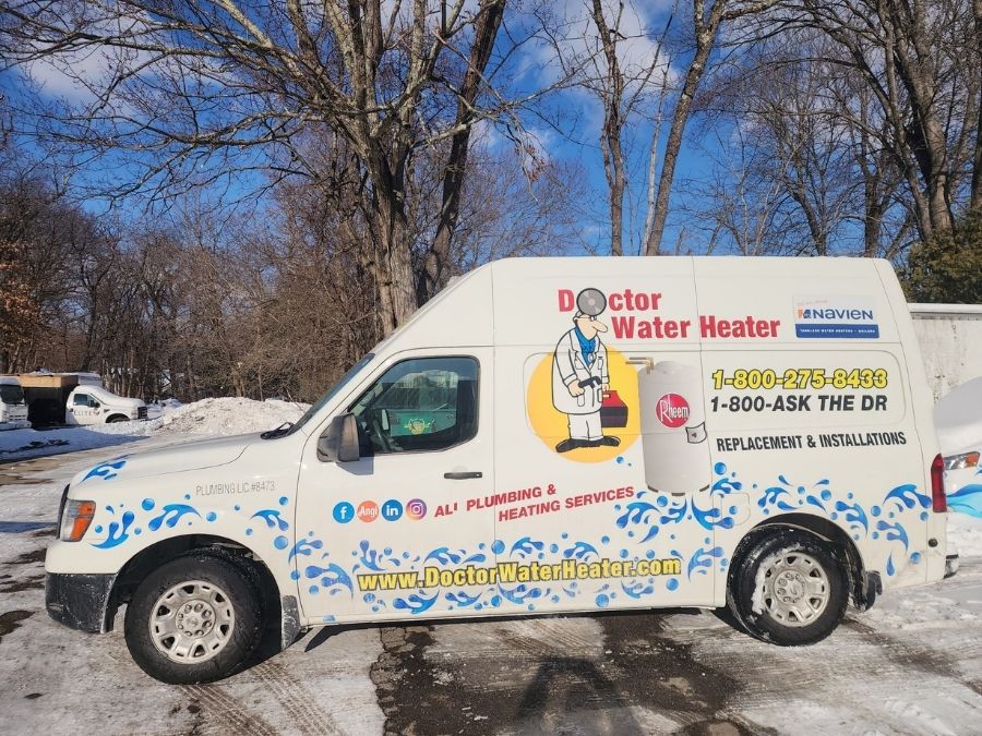 Doctor Water Heater Truck From Side